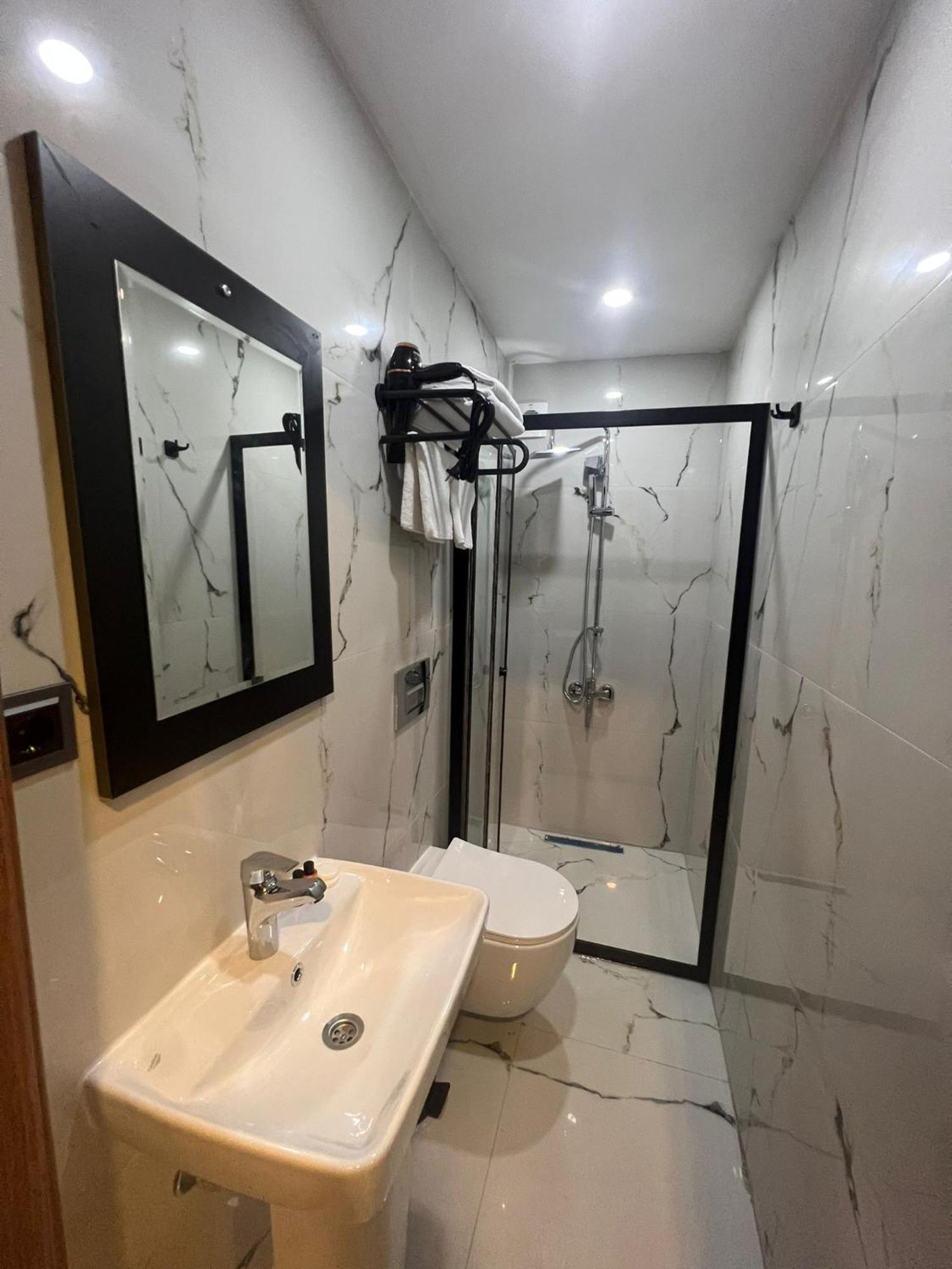 Seaway Hotel Istanbul Exterior foto