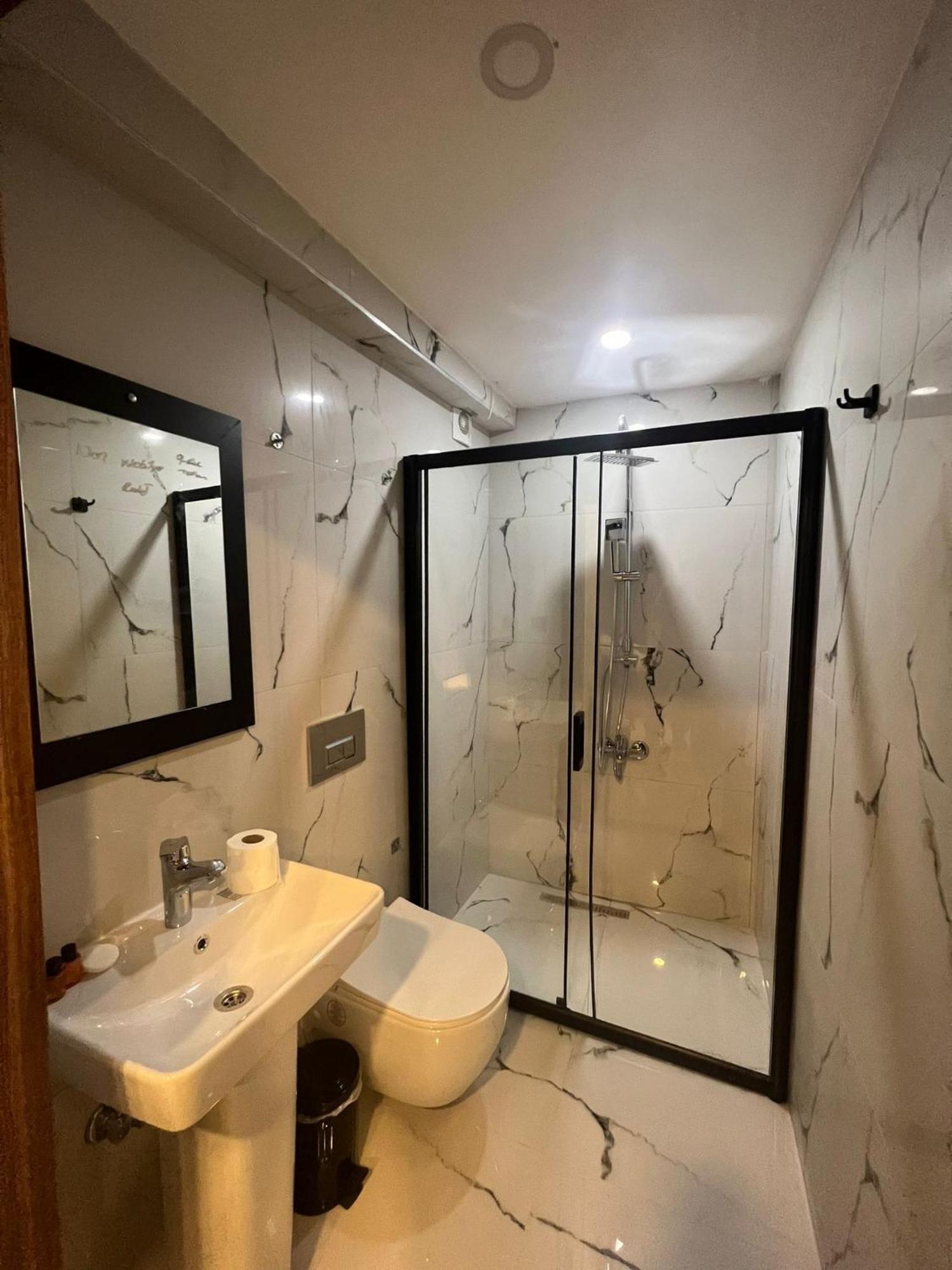 Seaway Hotel Istanbul Exterior foto